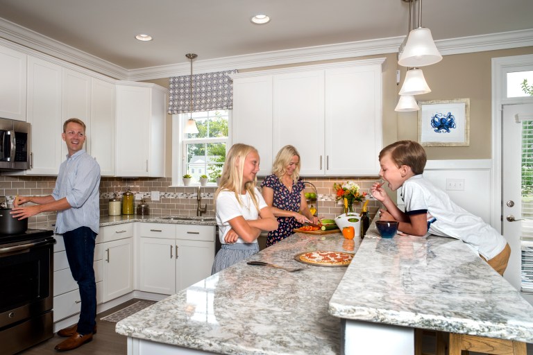 061E5230-A7F3-4243-845E-AF735C760753