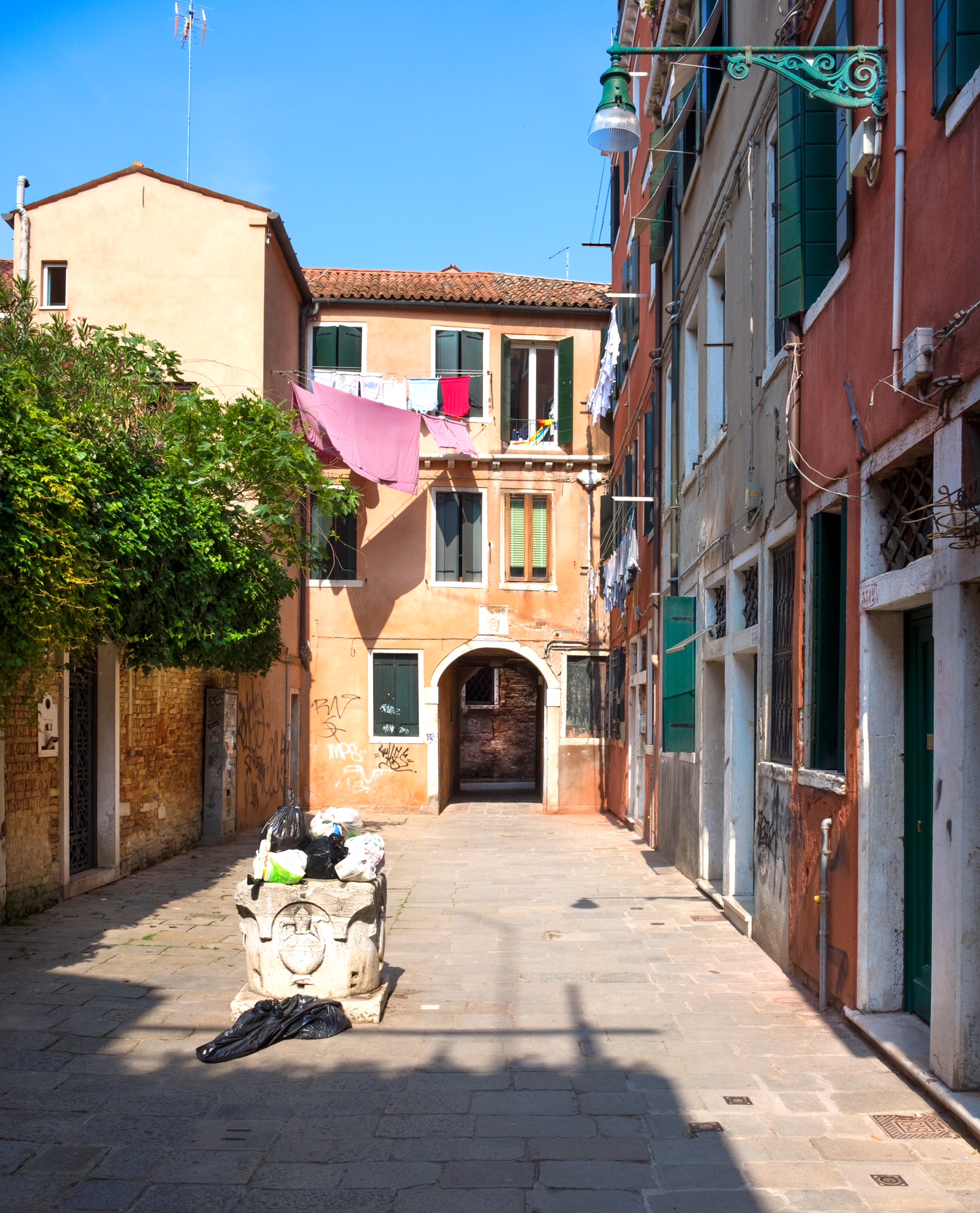 BE20DF2D-52E4-4712-8C1F-77B991D45BF1