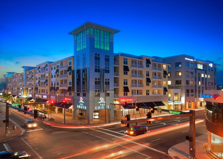 C4A2DA55-AE92-4074-A672-16ACA010174E