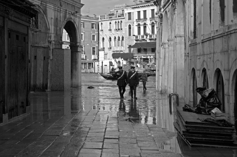 Polizia Venezia  Aqua Alta