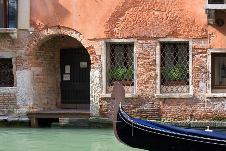 Il Ferro Venezia, Italia